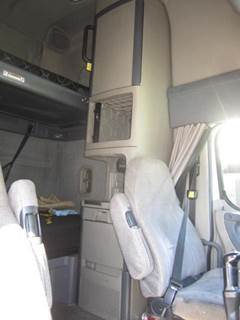 Freightliner Cascadia 125 Left Sleeper Cabinet