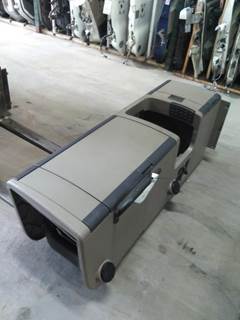 Freightliner Cascadia 125 Left Sleeper Cabinet