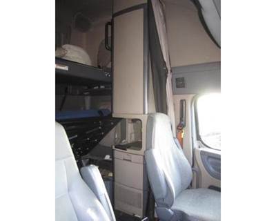 Freightliner Cascadia 125 Sleeper Cabinet