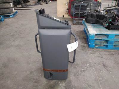 International LT Sleeper Cabinet