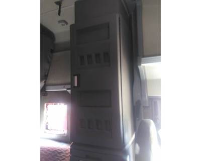 Mack Anthem Sleeper Cabinet
