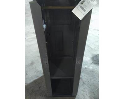 Peterbilt 387 Right Sleeper Cabinet