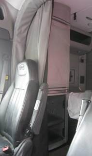 Peterbilt 579 Right Sleeper Cabinet