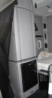 Peterbilt 579 Right Sleeper Cabinet