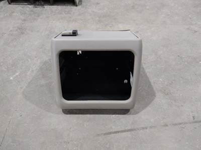 Volvo VN Sleeper Cabinet