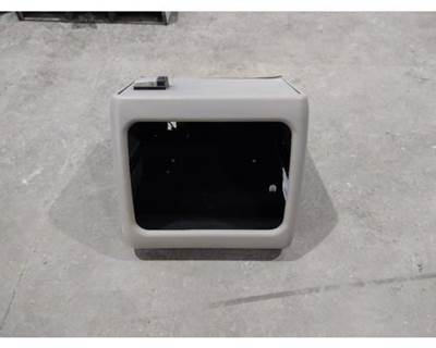 Volvo VN Sleeper Cabinet