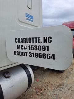 Freightliner Cascadia 125 Left Sleeper Door