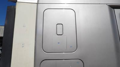 Freightliner Cascadia 125 Right Sleeper Door