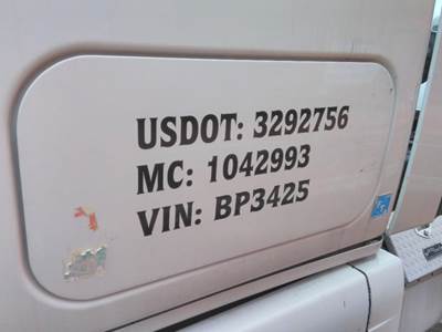 Freightliner Cascadia 125 Left Sleeper Door