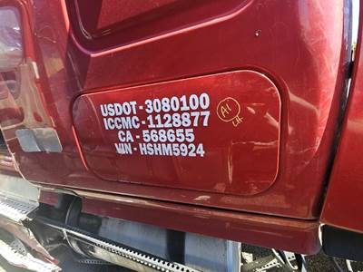 Freightliner Cascadia 125 Left Sleeper Door