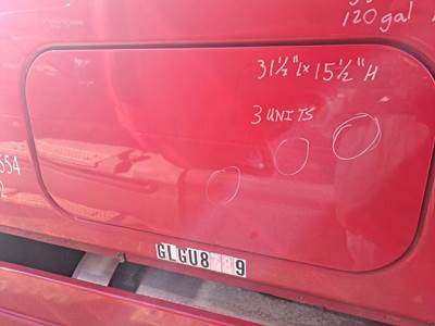 Freightliner Cascadia 125 Left Sleeper Door