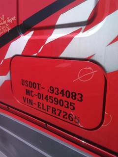 Freightliner Cascadia 125 Left Sleeper Door