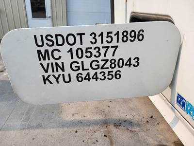 Freightliner Cascadia 125 Right Sleeper Door