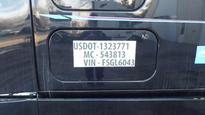 Freightliner Cascadia 125 Right Sleeper Door