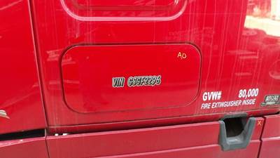 Freightliner Cascadia 125 Right Sleeper Door