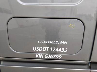 Freightliner Cascadia 125 Left Sleeper Door