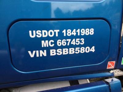 Freightliner Cascadia 125 Left Sleeper Door