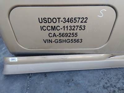 Freightliner Cascadia 125 Right Sleeper Door