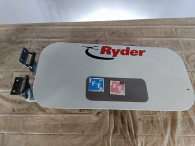 Freightliner Cascadia 125 Left Sleeper Door