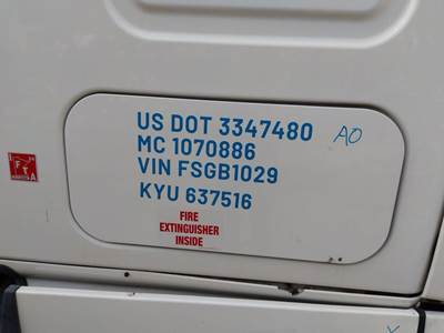 Freightliner Cascadia 125 Left Sleeper Door