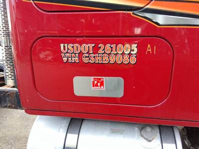 Freightliner Cascadia 125 Right Sleeper Door