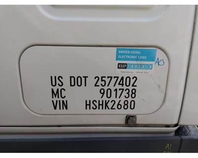 Freightliner Cascadia 125 Left Sleeper Door