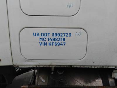 Freightliner Cascadia 126 Sleeper Door