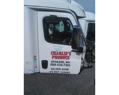 Freightliner Cascadia 126 Left Sleeper Door