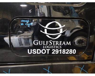 Freightliner Cascadia 126 Left Sleeper Door