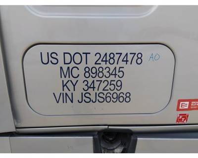 Freightliner Cascadia 126 Right Sleeper Door