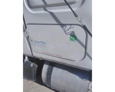 Freightliner Cascadia 126 Left Sleeper Door