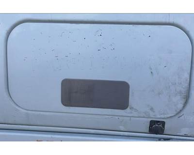 Freightliner Cascadia 126 Left Sleeper Door