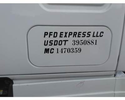 Freightliner Cascadia 126 Left Sleeper Door