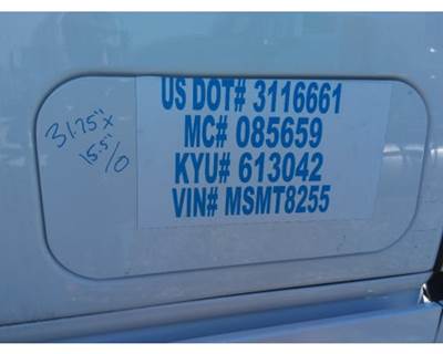 Freightliner Cascadia 126 Left Sleeper Door