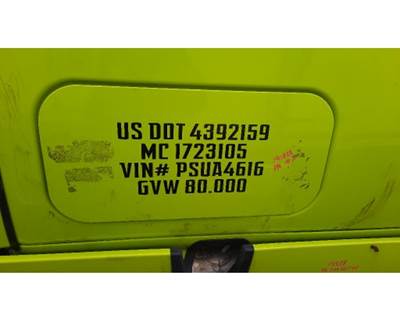 Freightliner Cascadia 126 Right Sleeper Door