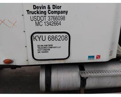 Freightliner Columbia 120 Right Sleeper Door