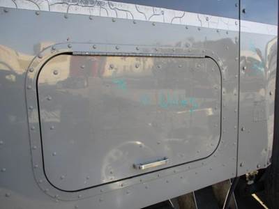 International 9400i Left Sleeper Door