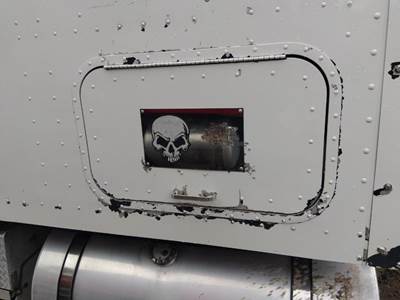 International 9400i Left Sleeper Door