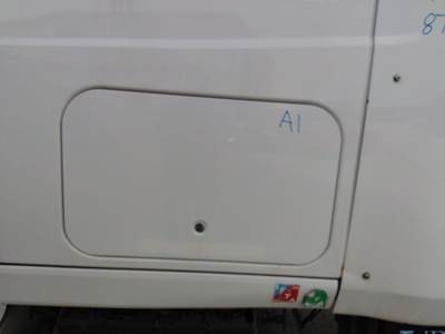 International ProStar Left Sleeper Door for a International PROSTAR 122