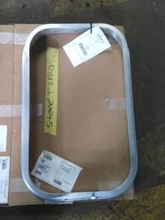 Kenworth T600 Right Sleeper Door