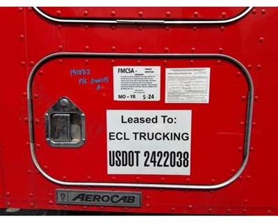 Kenworth T600B Right Sleeper Door