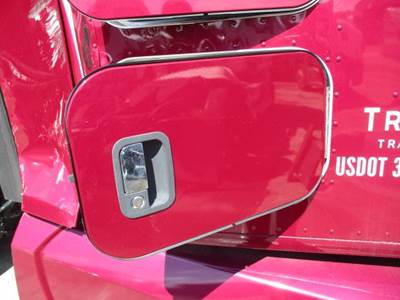 Kenworth T680 Right Sleeper Door