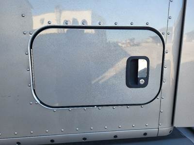 Kenworth T680 Left Sleeper Door