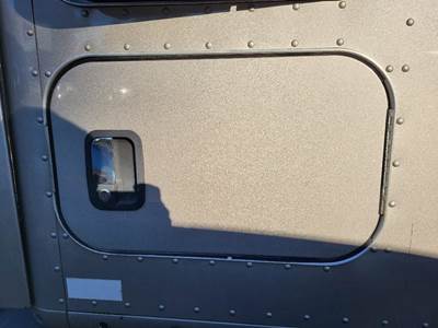 Kenworth T680 Right Sleeper Door