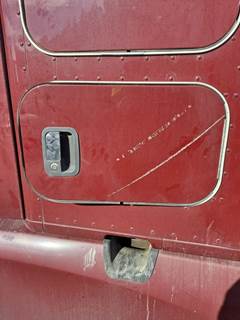 Kenworth T680 Right Sleeper Door