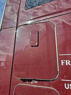 Kenworth T680 Right Sleeper Door