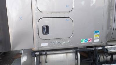 Kenworth T680 Right Sleeper Door