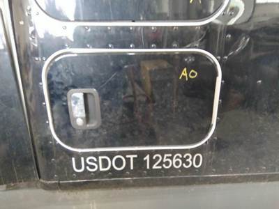Kenworth T680 Right Sleeper Door