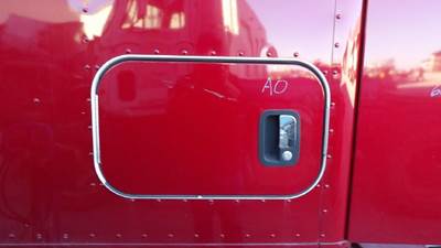 Kenworth T680 Left Sleeper Door