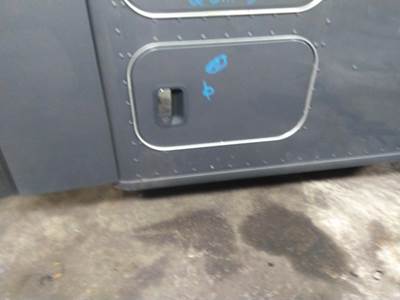 Kenworth T680 Right Sleeper Door
